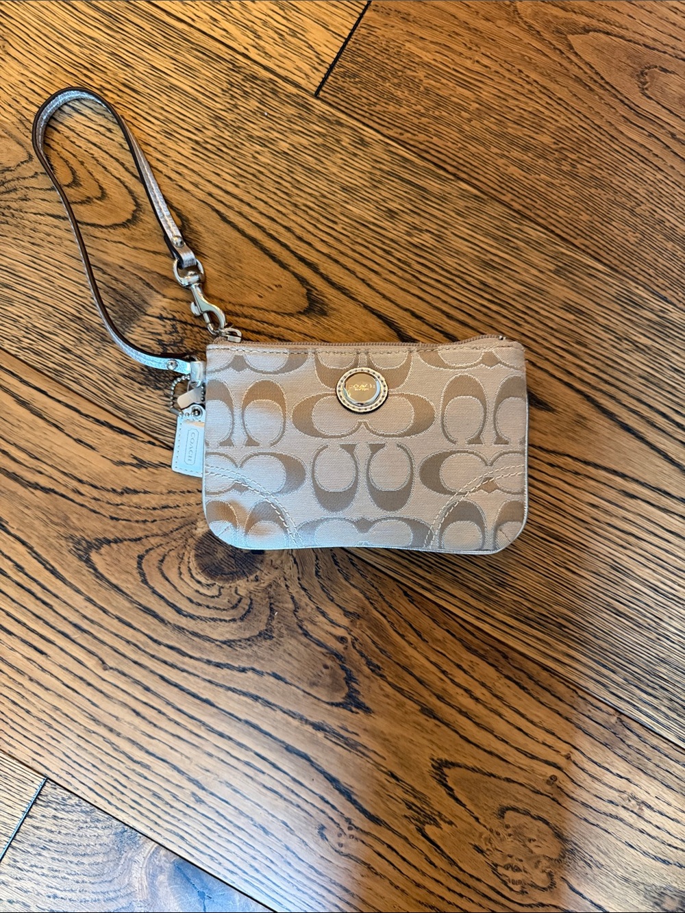 NWT Coach Beige Signature Canvas Wristlet with Gold Accent